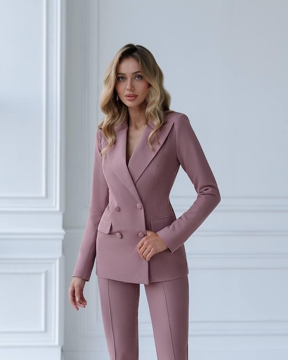 Woman Suit img 1438 2